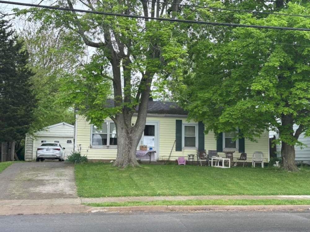 Property Photo:  1021 S 13th Street  IN 47374 