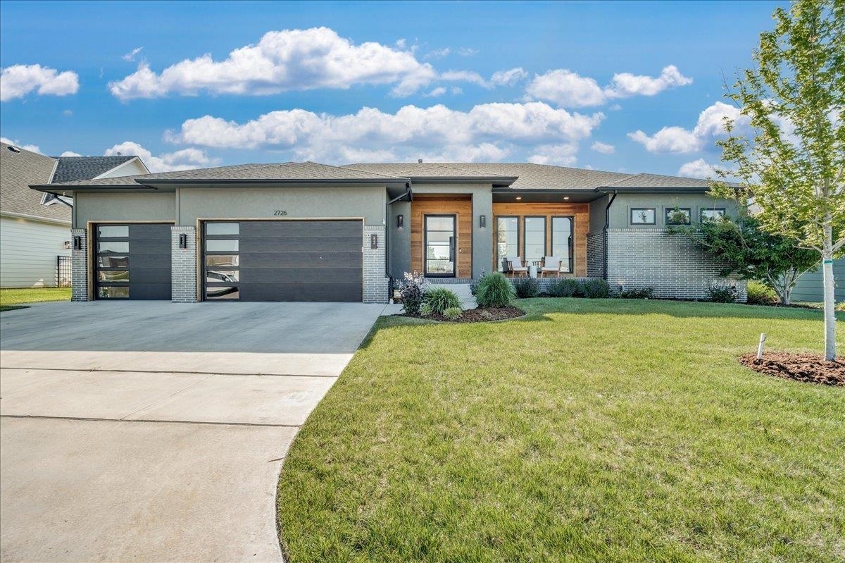 Property Photo: 2726 N Anna St. KS 67205