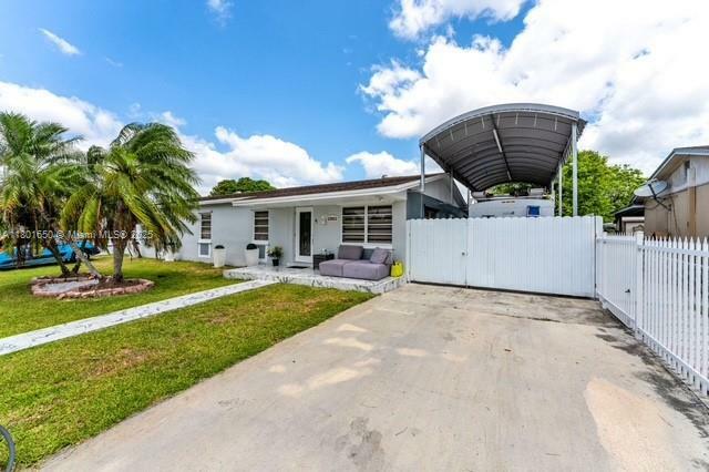 Property Photo: 15433 SW 308th St FL 33033