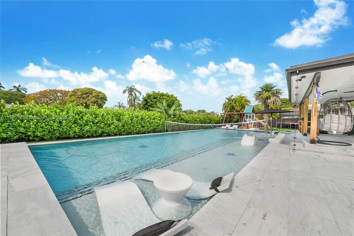 Property Photo: 8840 SW 181st Ter FL 33157