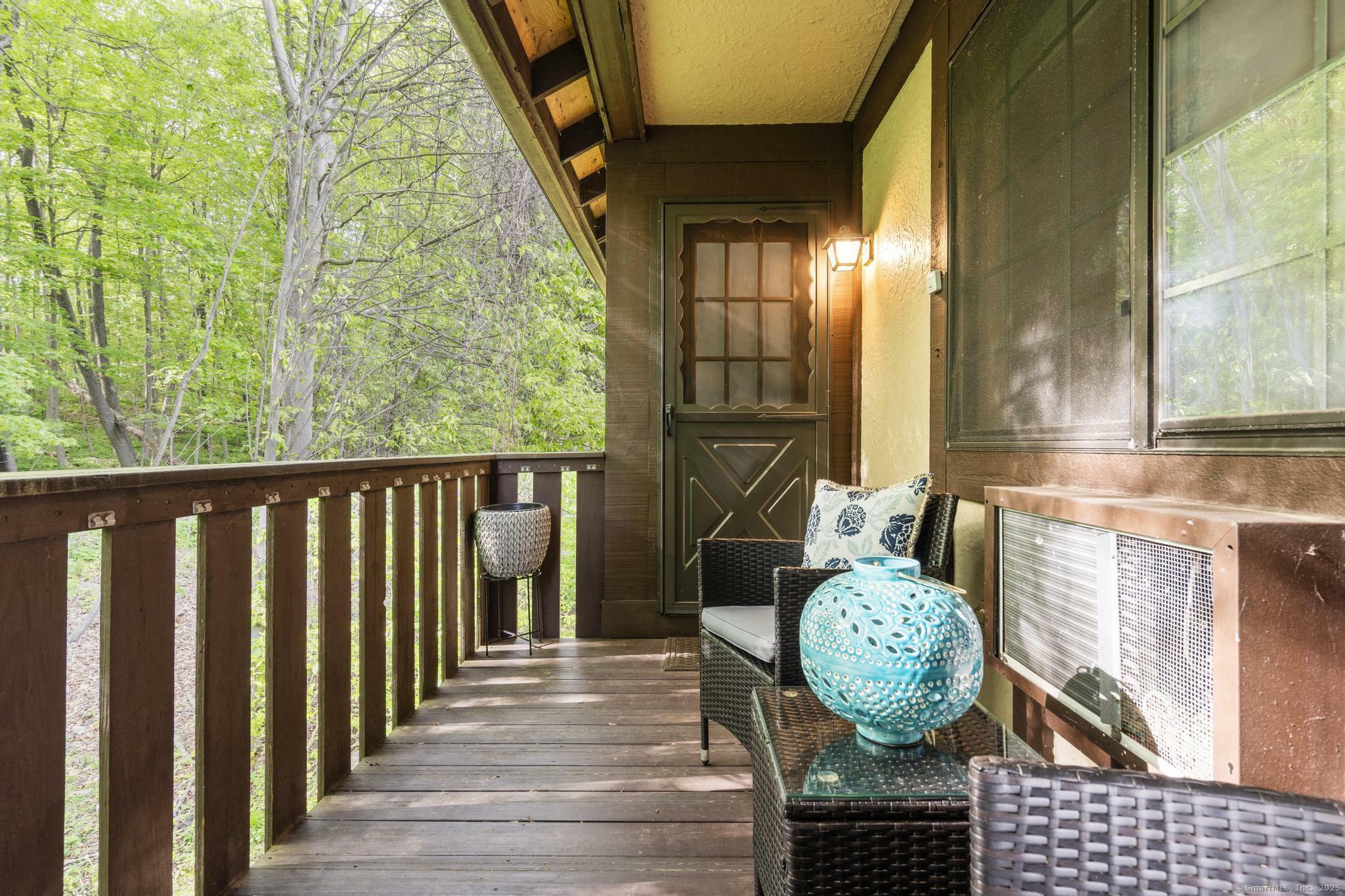Property Photo: 442 Swanson Crescent 442 CT 06461