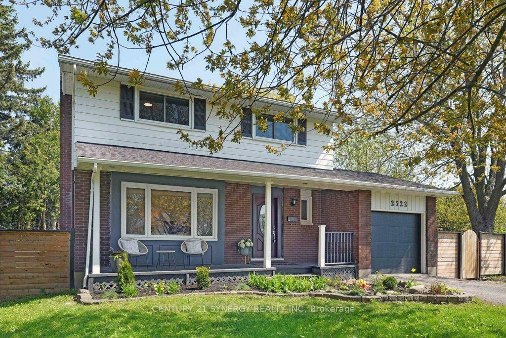 Property Photo: 2522 Needham Crescent ON K1V 6K2
