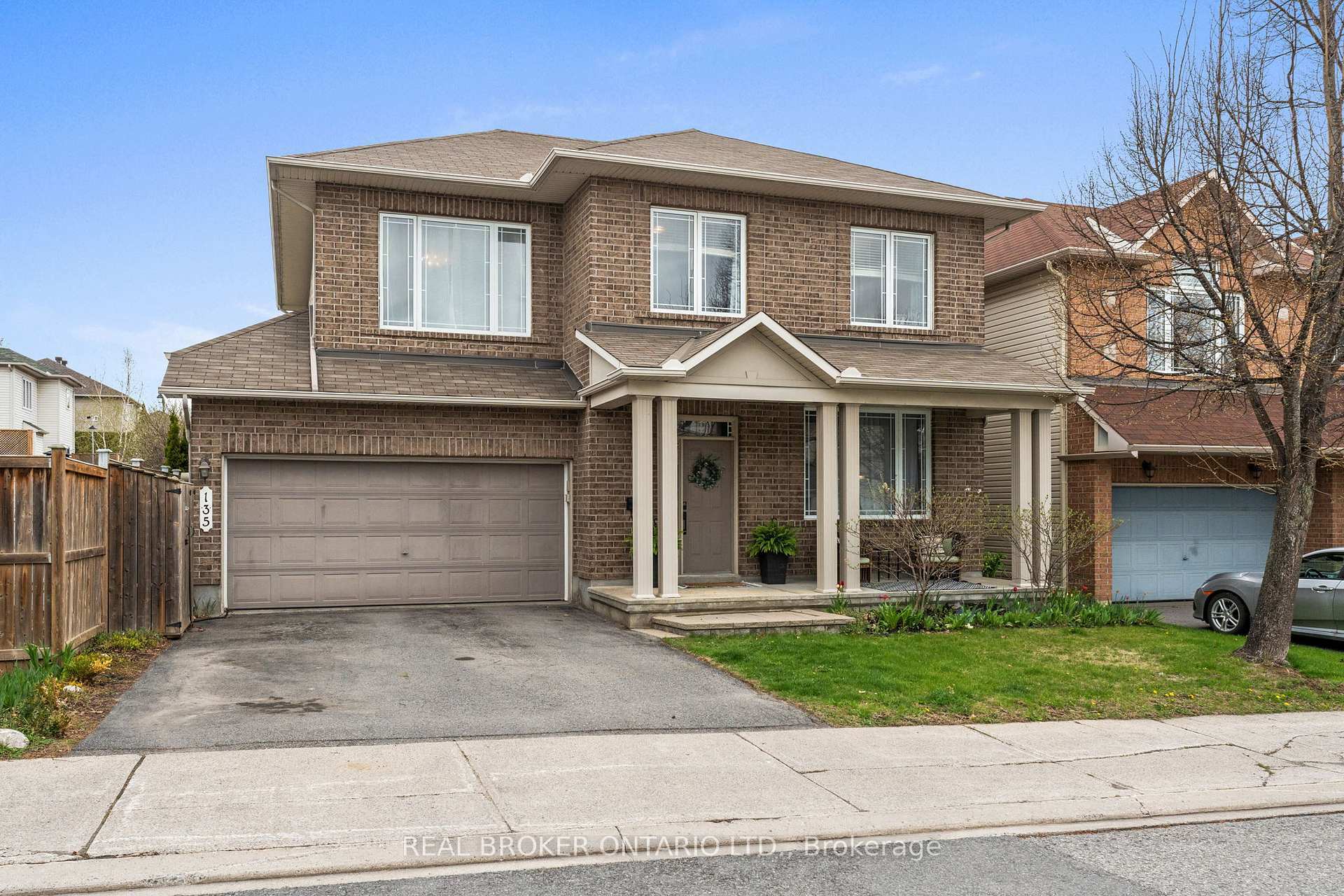 Photo de la propriété: 135 Rocky Hill Drive ON K2G 7B2
