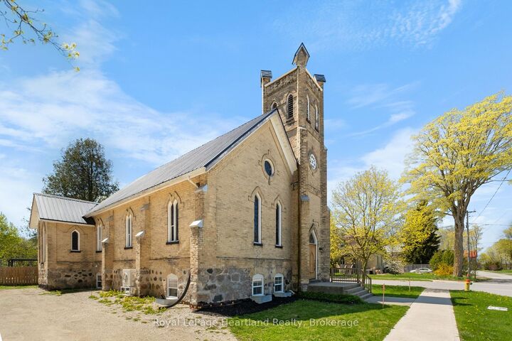 10 Jessie Street  Huron-Kinloss ON N0G 2R0 photo