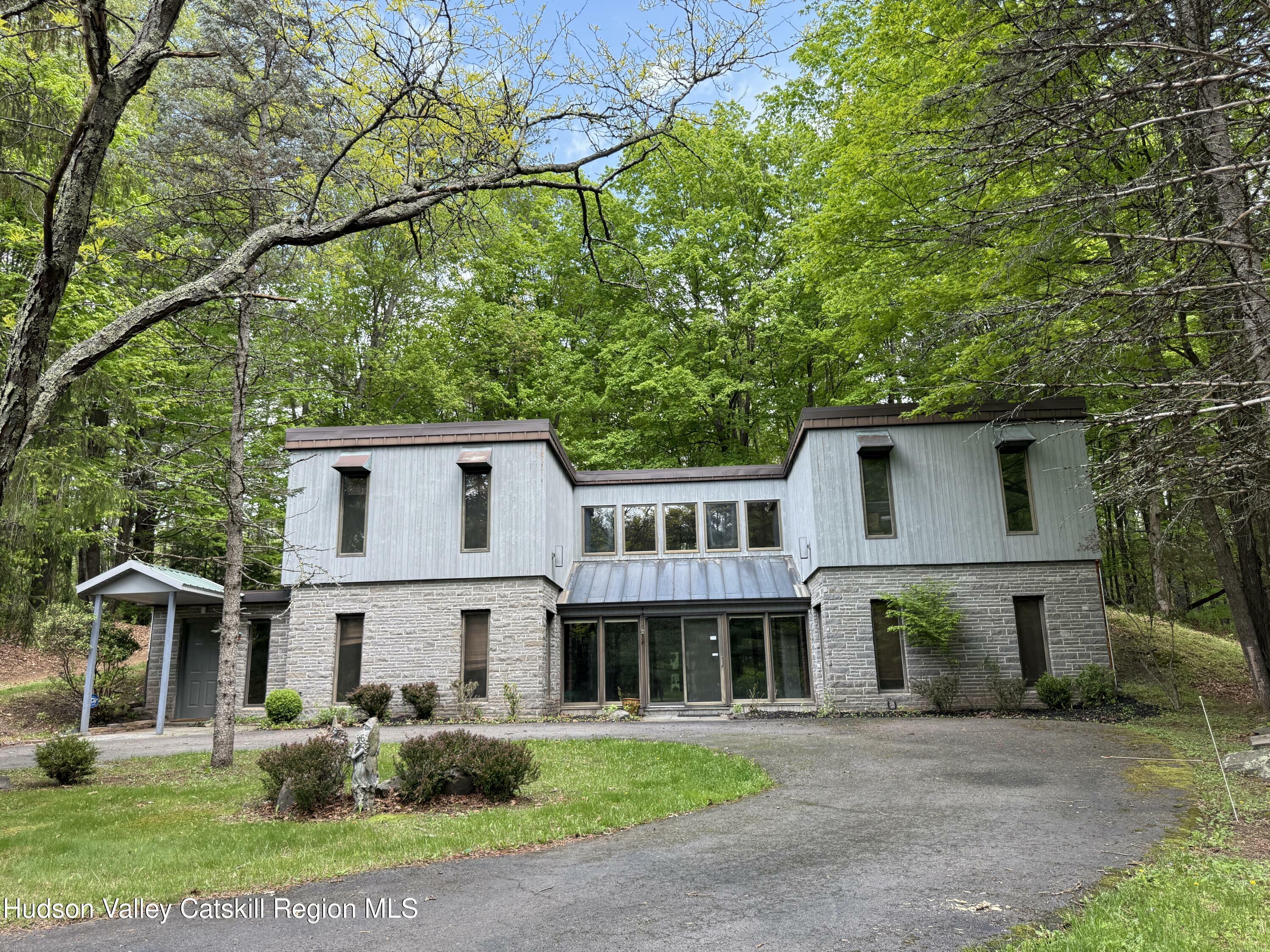 46 Playhouse Lane  Woodstock NY 12498 photo