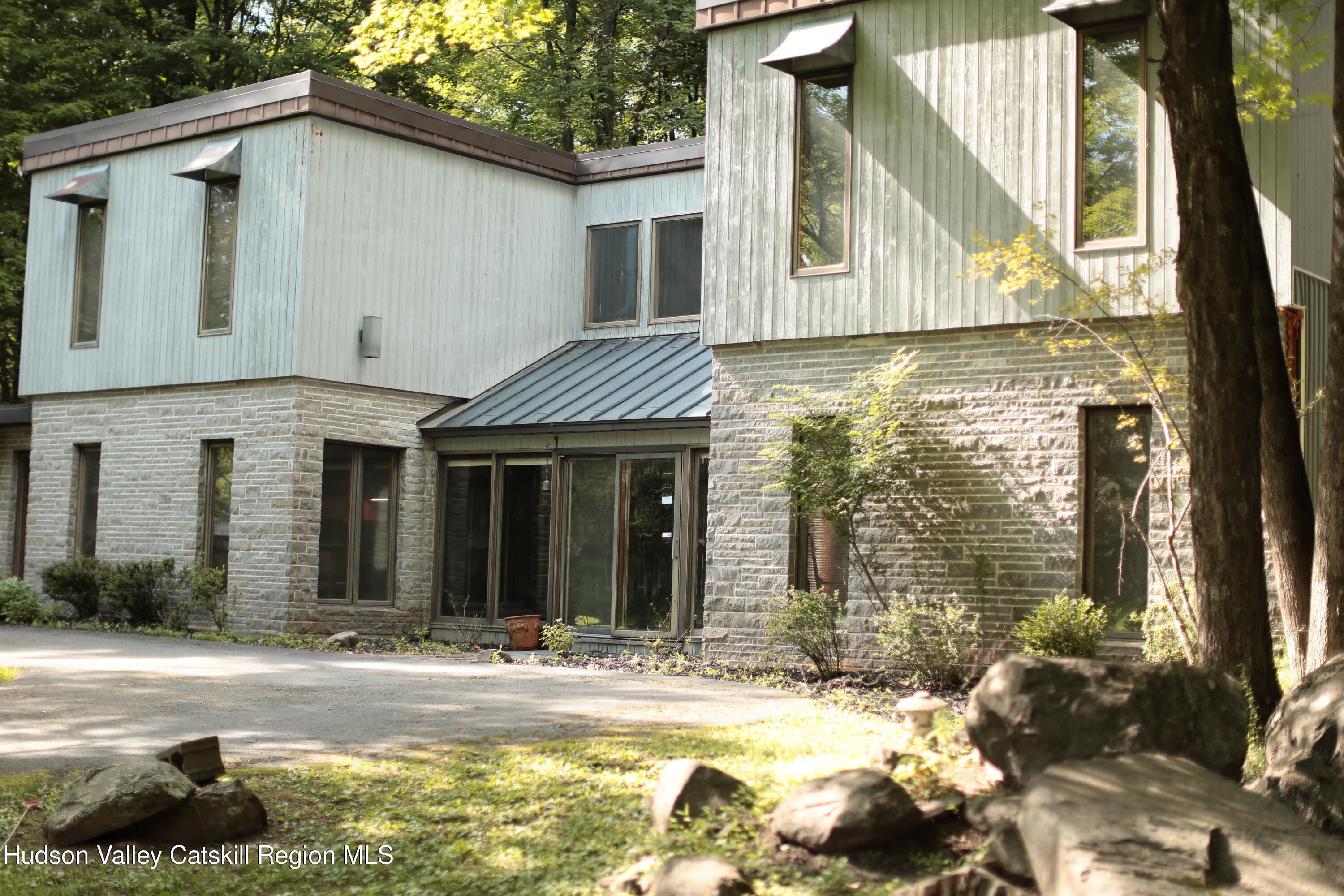Property Photo:  46 Playhouse Lane  NY 12498 