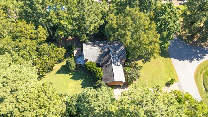 Property Photo:  705 Marlbank Drive  VA 23692 