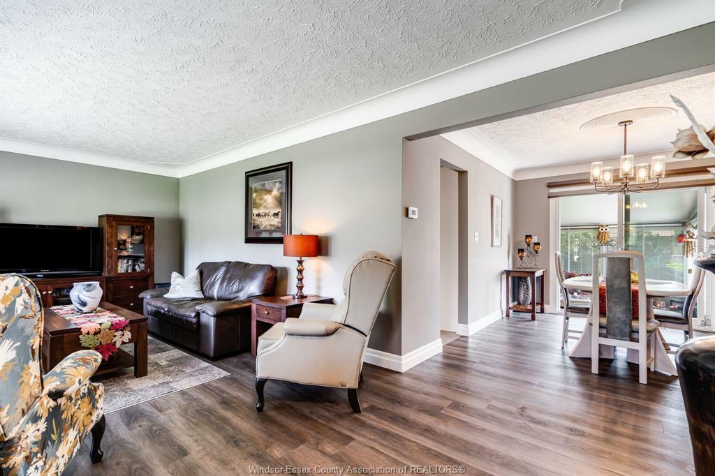 Property Photo: 1418 Simmers Avenue ON N9Y 2T2