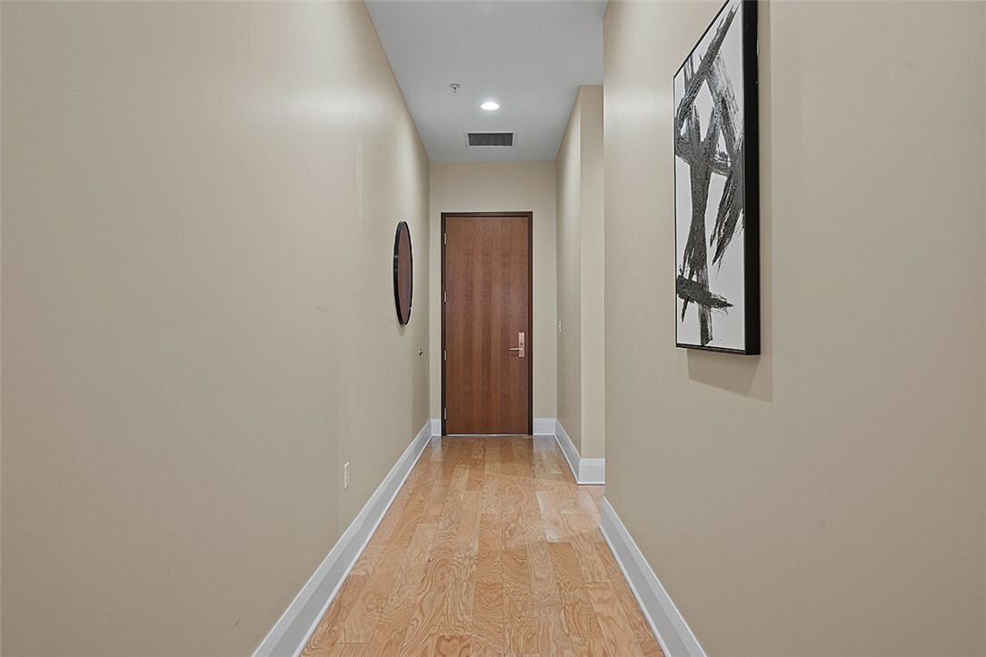 Property Photo: 301 5th Ave 505 PA 15222