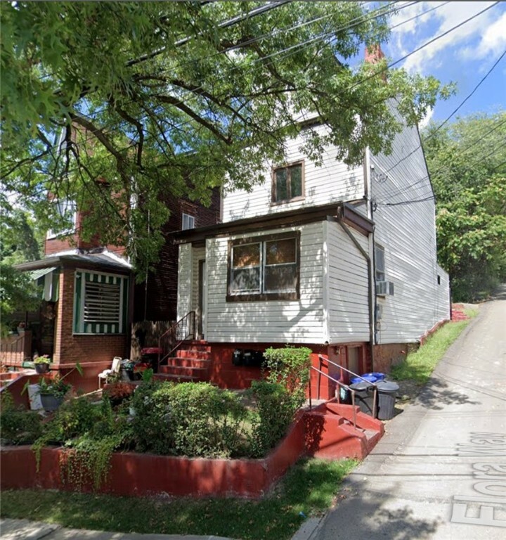 Property Photo: 5365 Hillcrest St 3 PA 15224