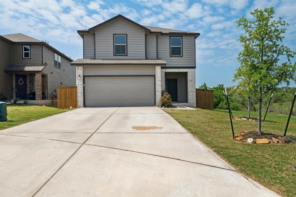 Property Photo: 925 Yellow Ribbon Cove TX 76537