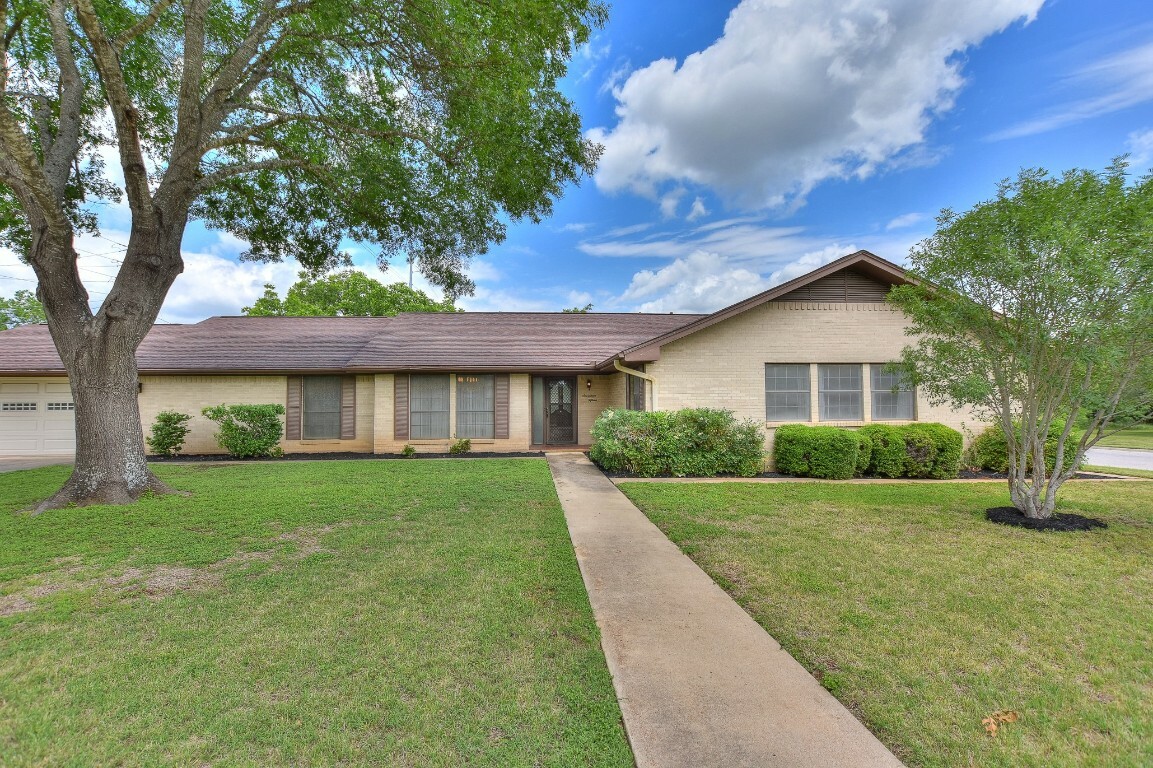 Property Photo: 1715 Dawn Drive TX 78628