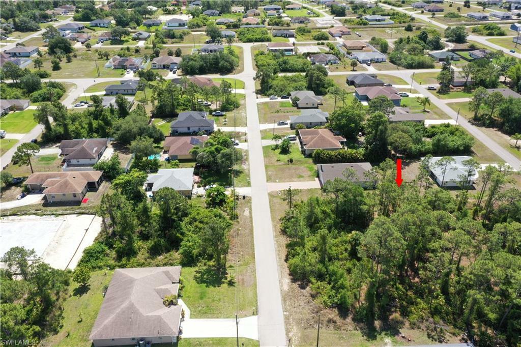 Property Photo:  5325 Belrose St  FL 33971 
