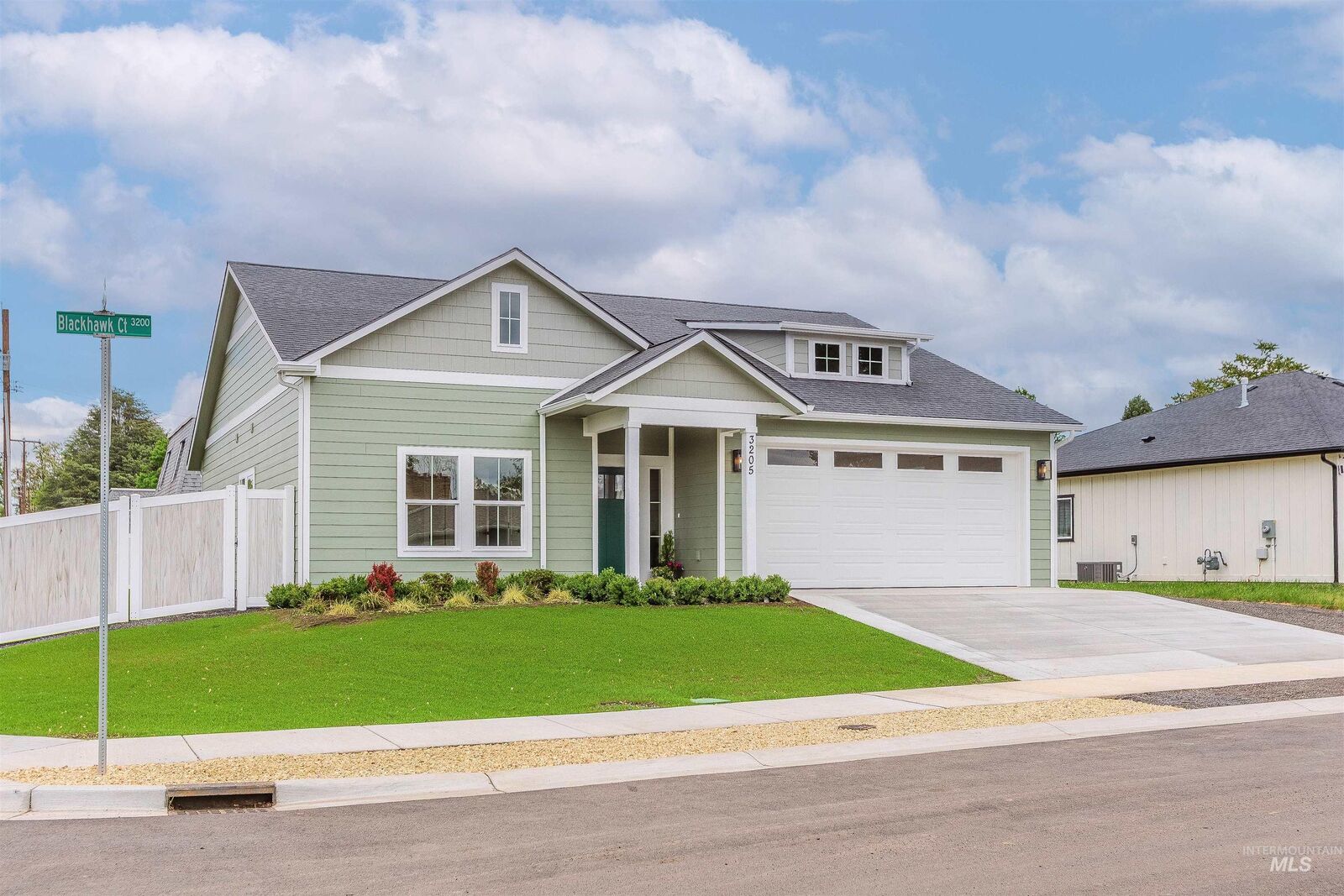 Property Photo:  3205 Blackhawk Crt  ID 83501 