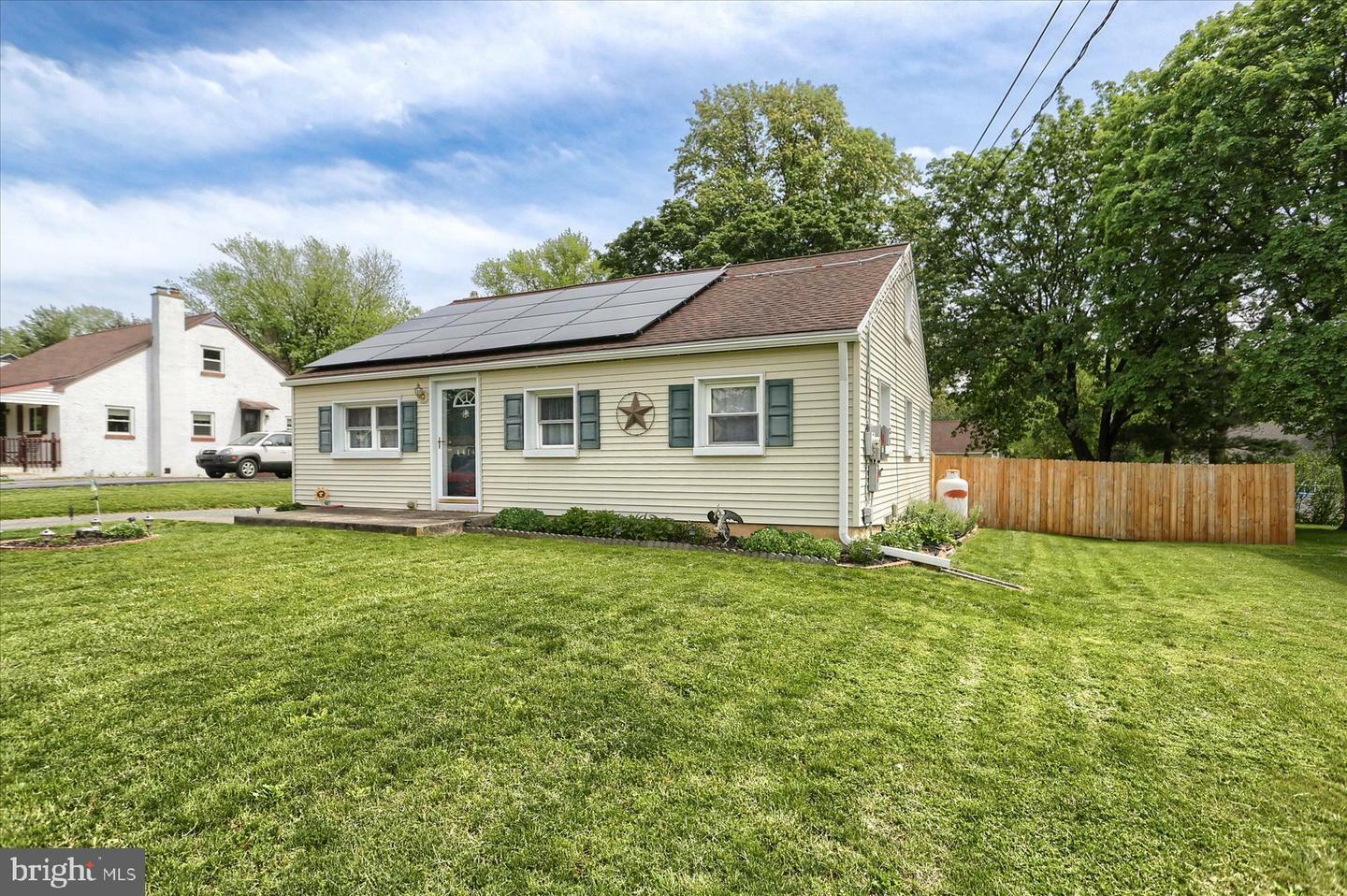 Property Photo: 4414 Chinchilla Avenue PA 17552