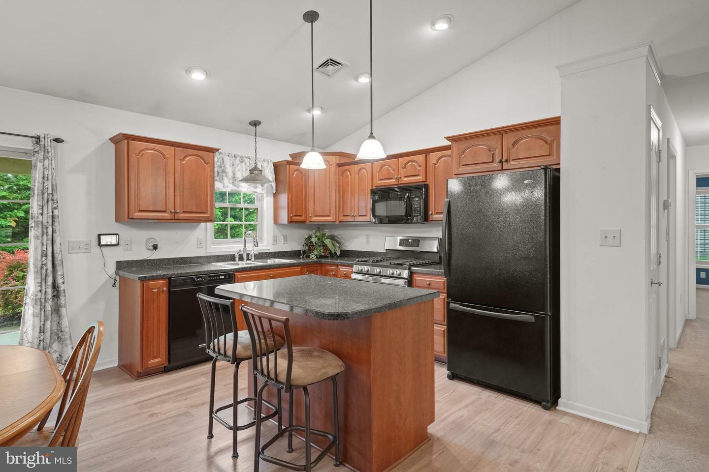 Property Photo: 877 Cambridge Drive PA 17545