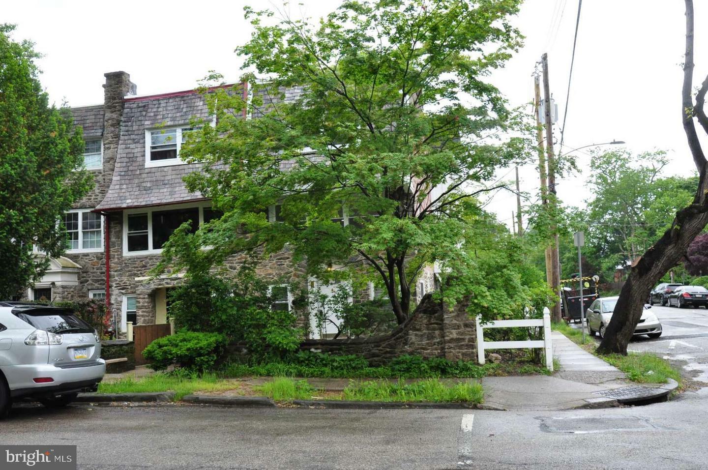 Property Photo: 275 E Meehan Avenue PA 19119