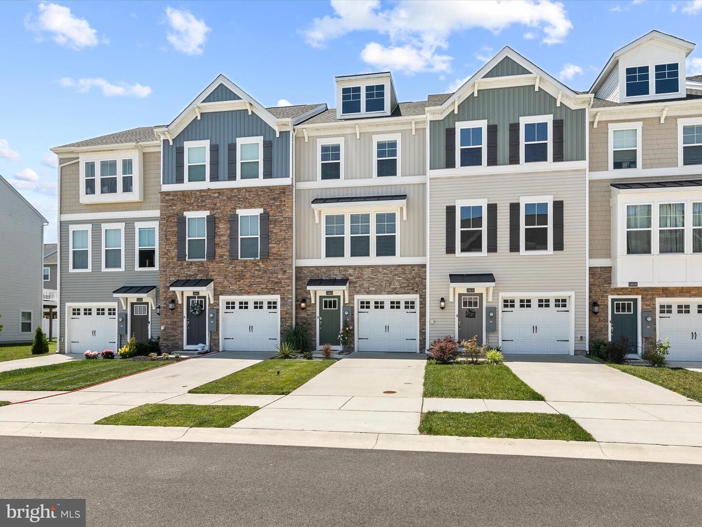 Property Photo: 24640 Dogwood Lane DE 19966