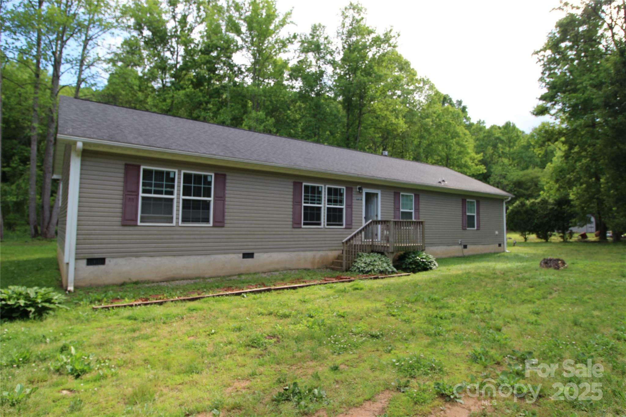 Property Photo: 2310 Alfred Hartley Road NC 28645