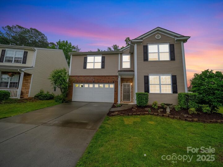 Property Photo:  2306 Nettleton Court  NC 28105 