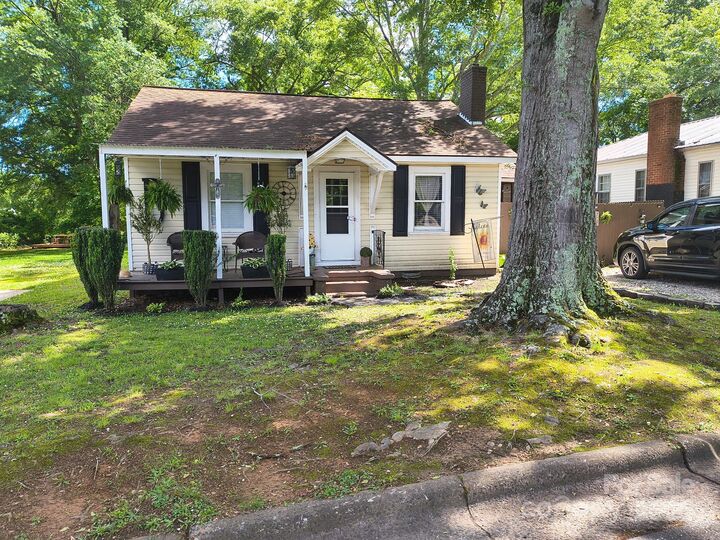 903 W Oak Street  Shelby NC 28150 photo