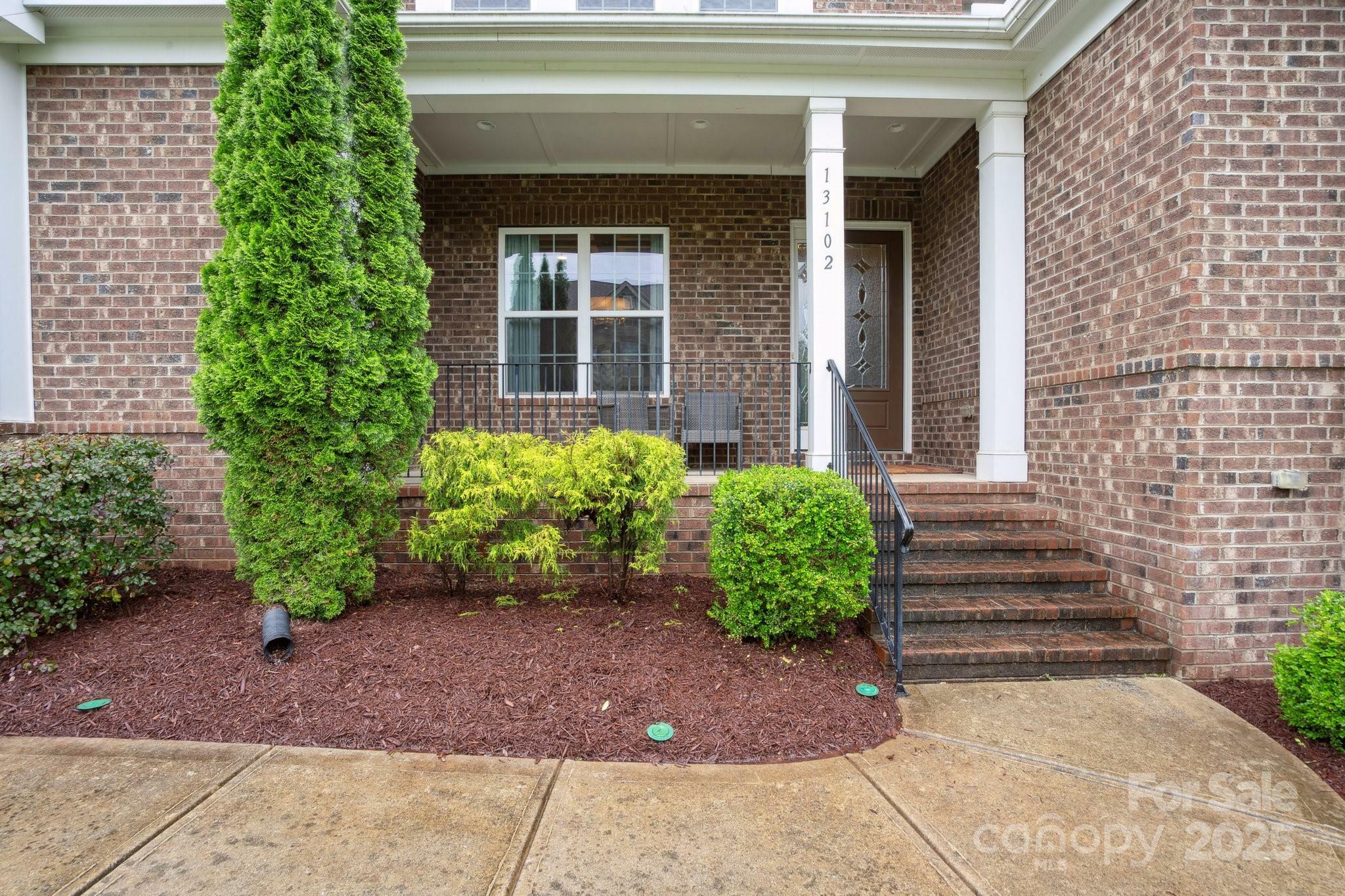 Property Photo: 13102 Indigo Run Court NC 28278