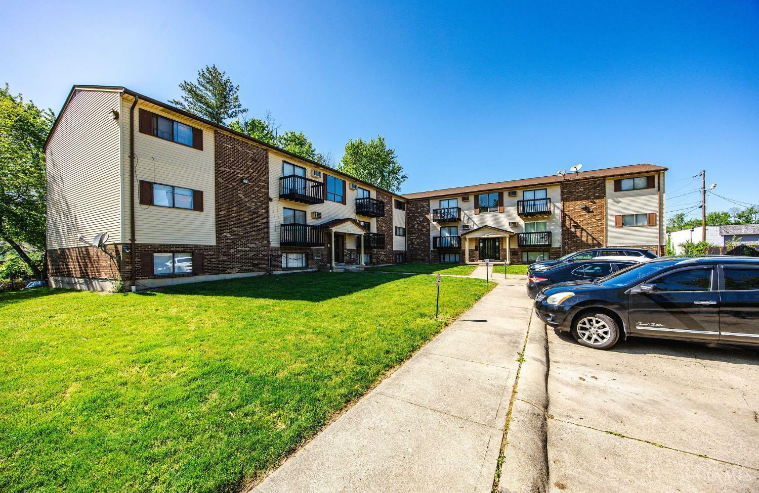 Property Photo: 2575 W Galbraith Road OH 45239