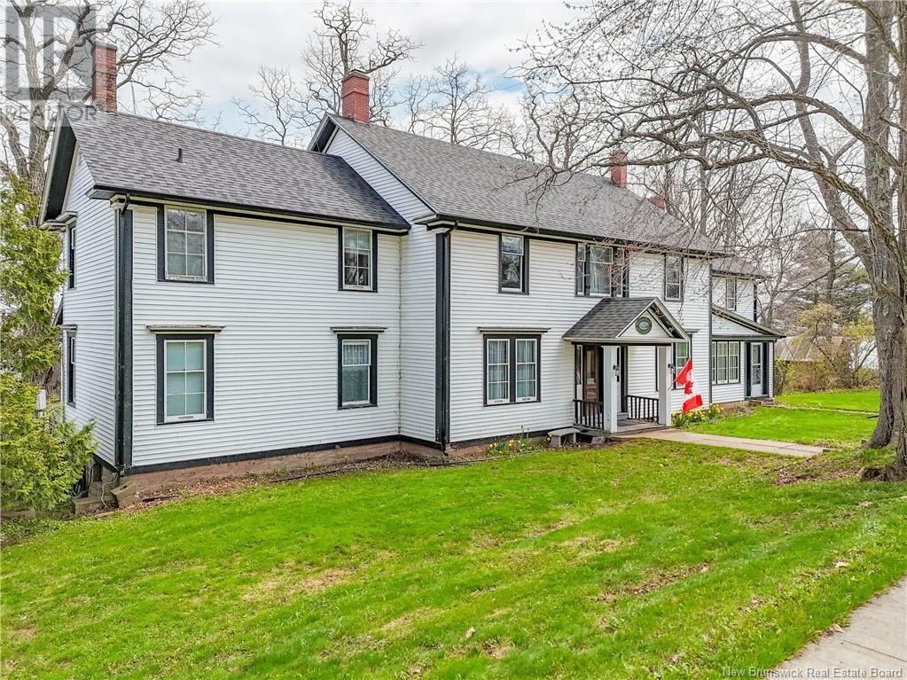 Property Photo:  74 Front Street  NB E5M 1A1 