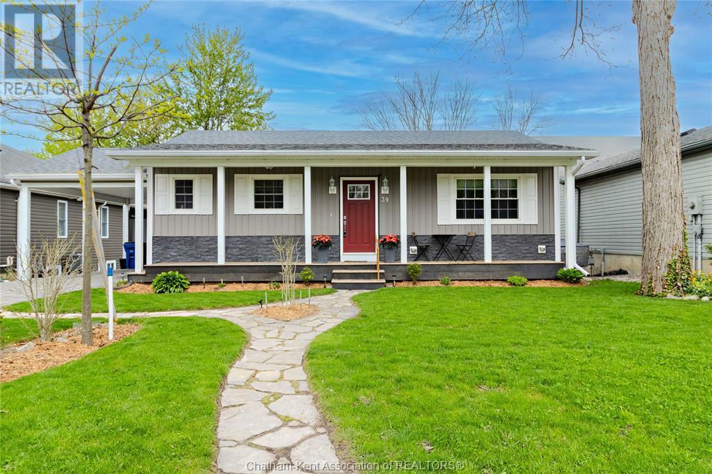 Property Photo:  39 Tiffany Street  ON N0P 2C0 