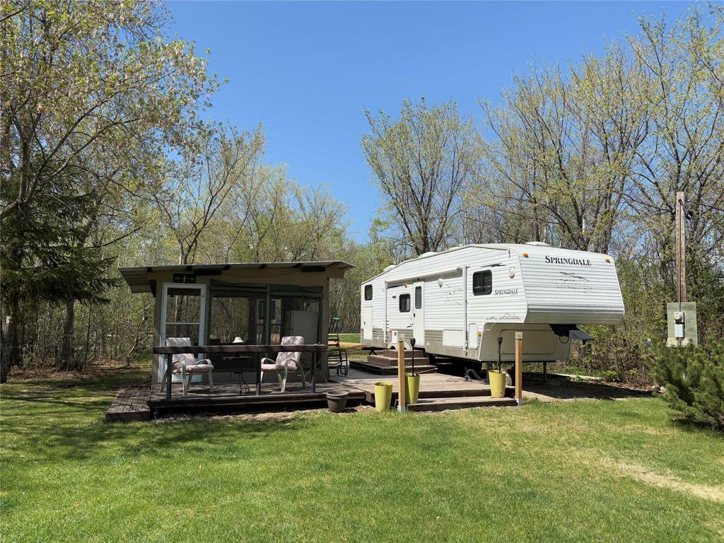 1 Porcupine Drive  Dauphin MB R7N 3B3 photo