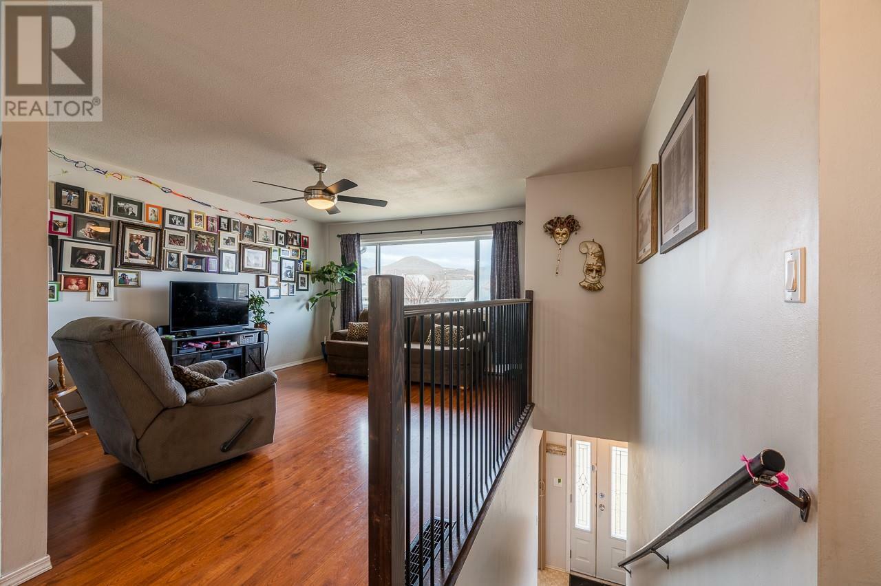 Property Photo: 800 Valhalla Drive 2 BC V2B 1R8
