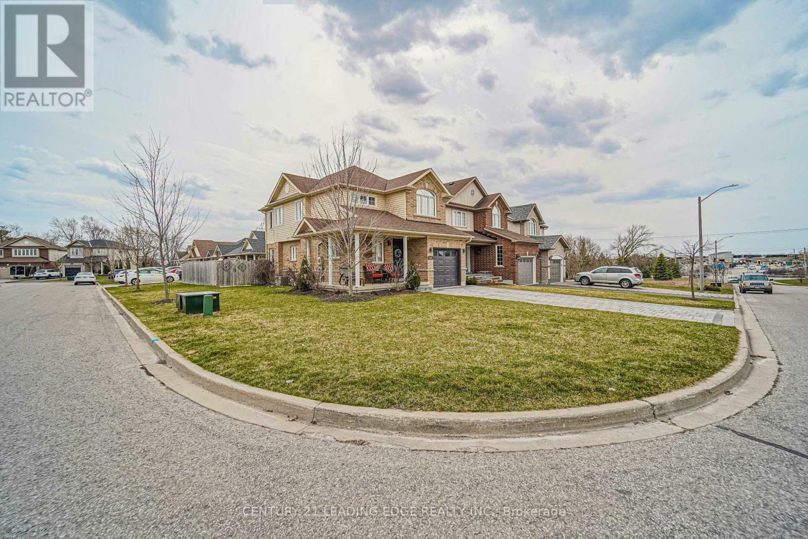 Property Photo: 545 Luple Avenue ON L1K 0K9