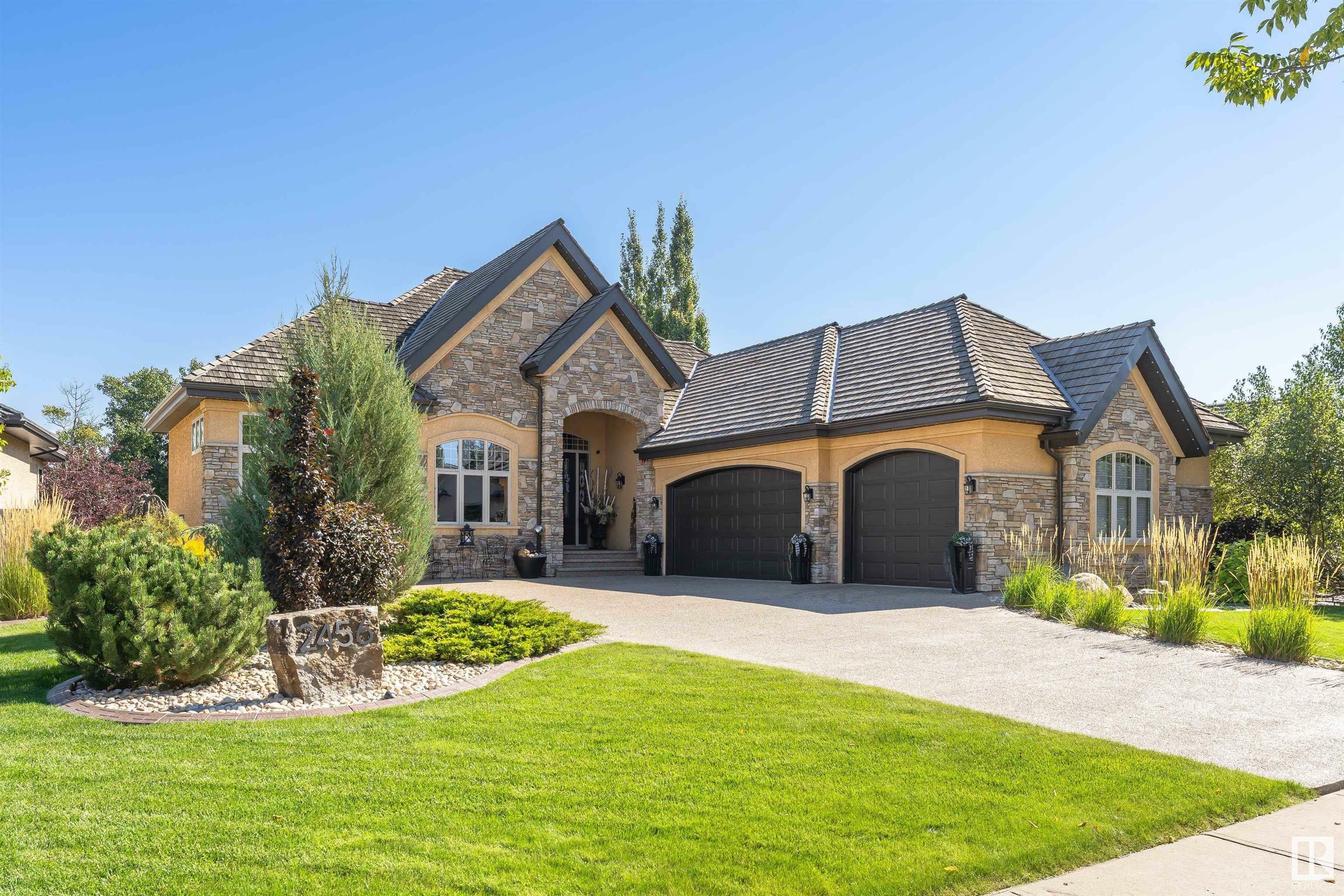 2456 Cameron Ravine Drive NW  Edmonton AB T6M 0L3 photo