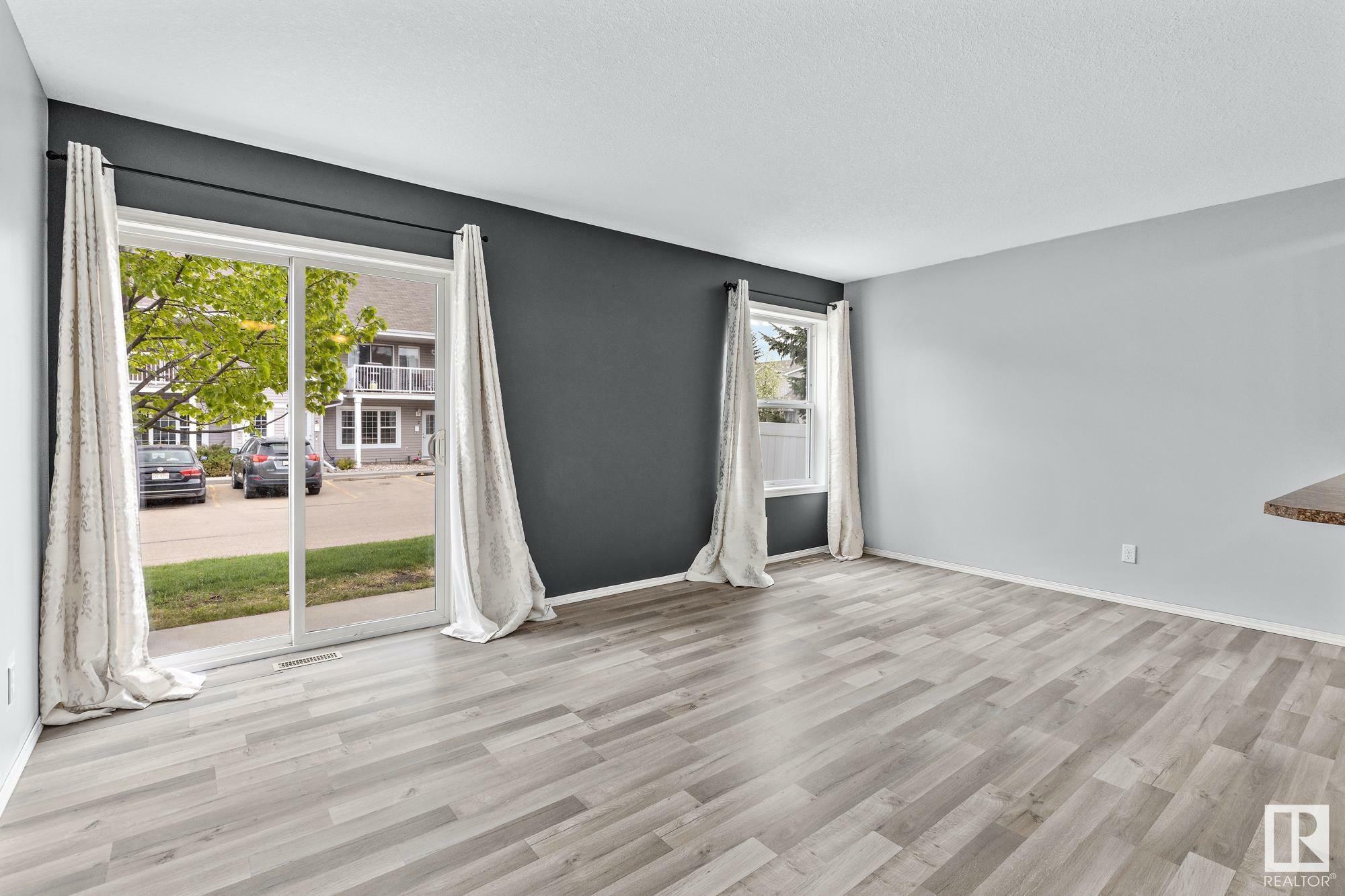 Property Photo:  150 Edwards Drive SW 39  AB T6X 1M4 