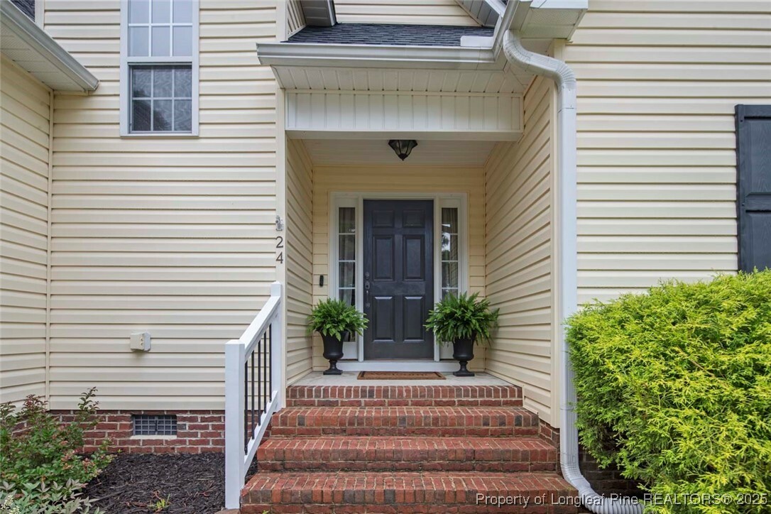 Property Photo: 24 Forest Hills Court NC 27332