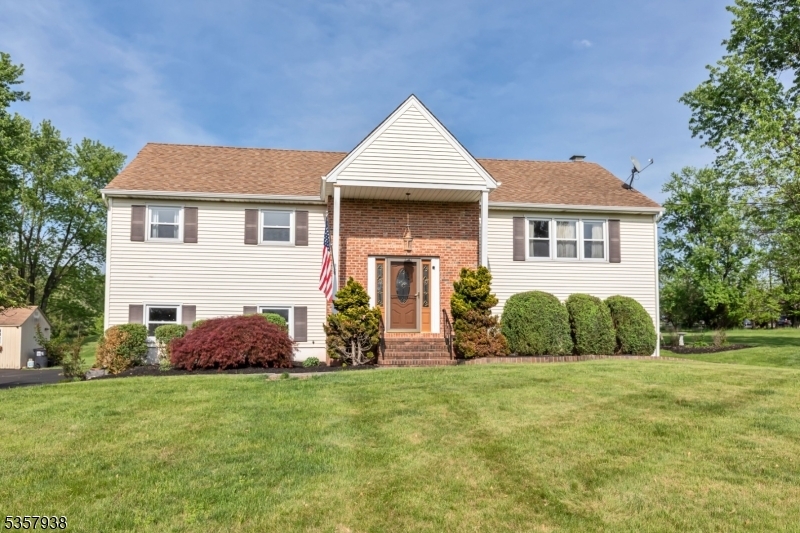 62 Lazy Brook Rd  Readington Twp. NJ 08822 photo