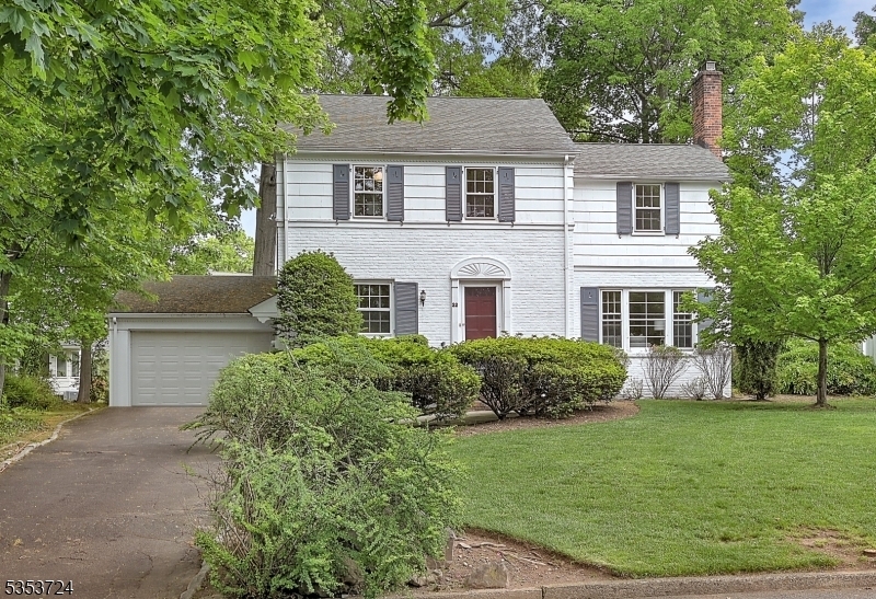 Property Photo: 22 Reeve Cir NJ 07041