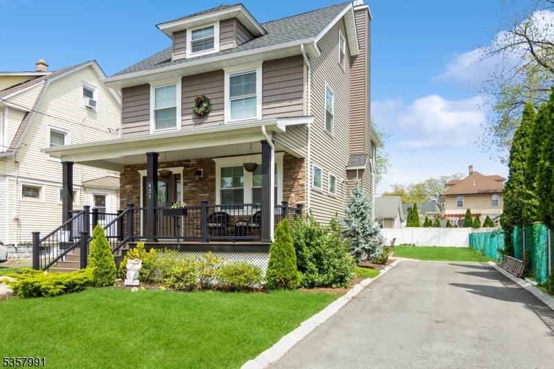 421 Cherry St  Roselle Park Boro NJ 07204 photo