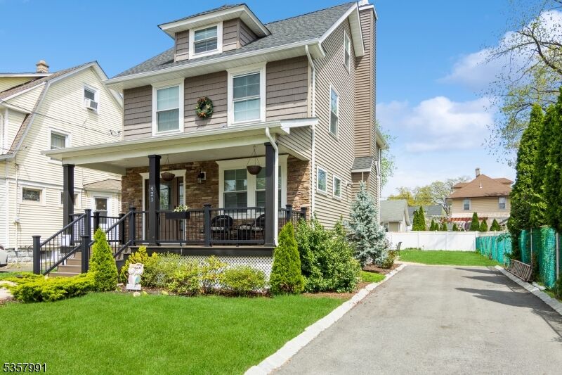 Property Photo:  421 Cherry St  NJ 07204