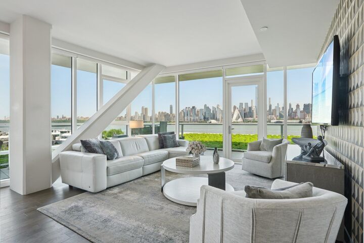 800 Avenue At Port Imperial 305  Weehawken NJ 07086 photo