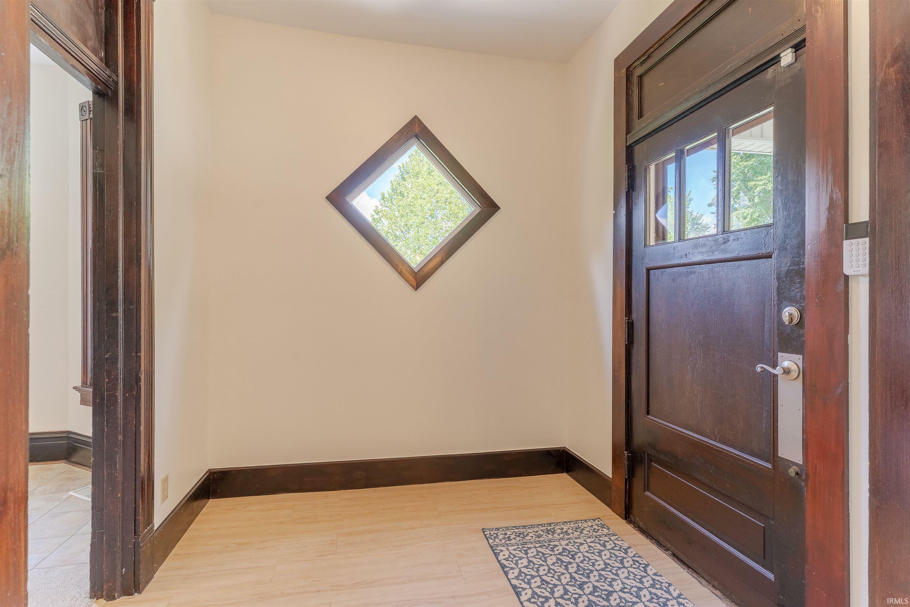 Property Photo: 709 E Blackford Avenue IN 47713