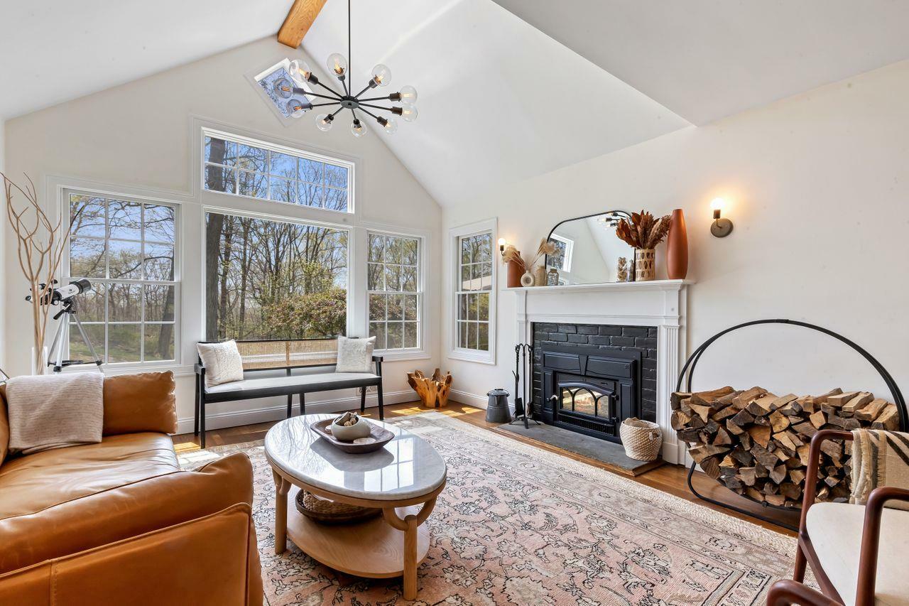 Property Photo: 35 Leslie Lane NY 10536