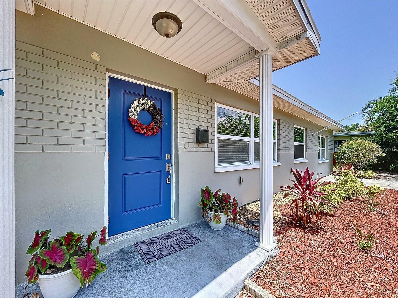 Property Photo: 2152 74th Street N FL 33710