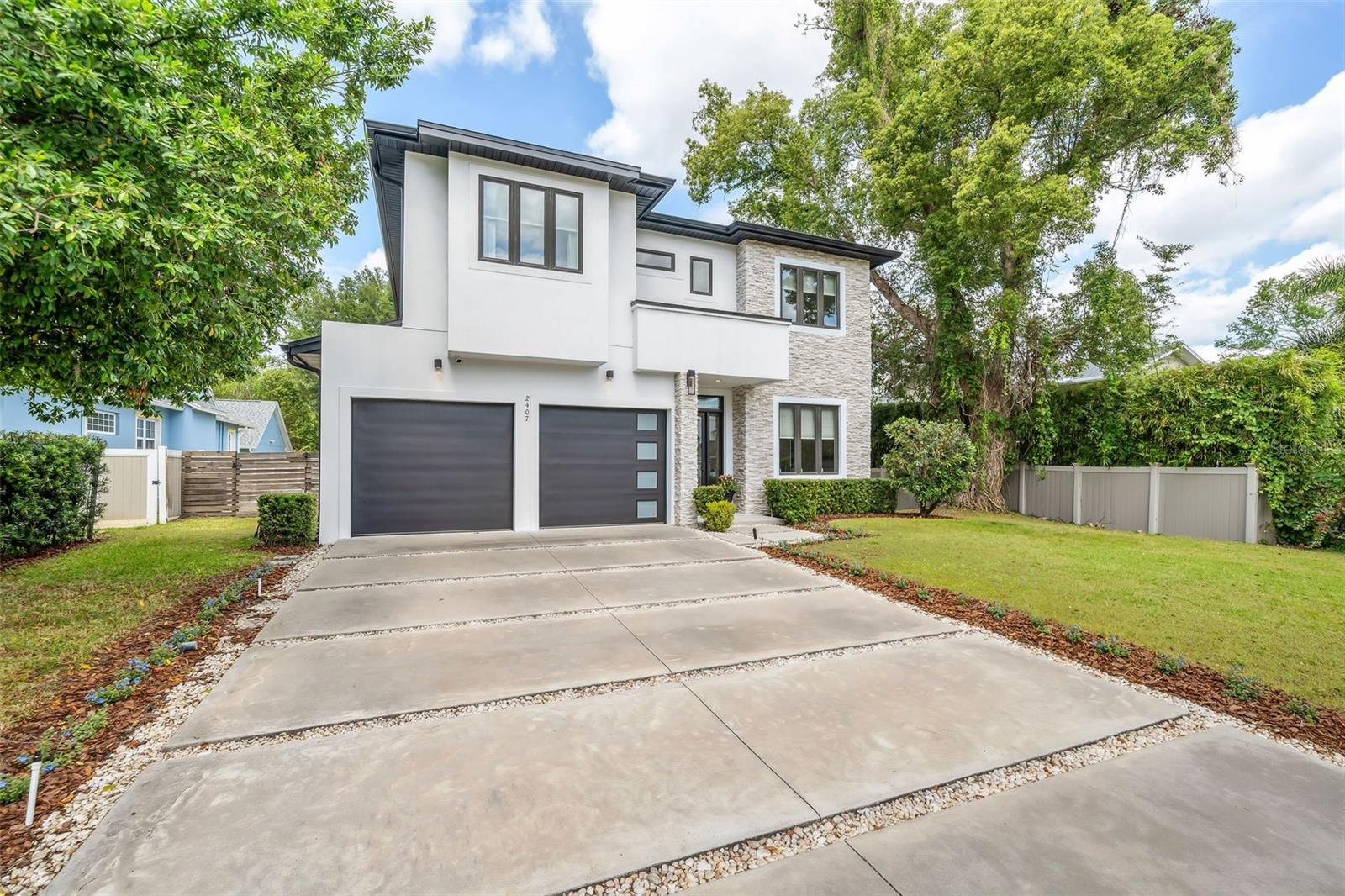 Property Photo: 2407 Lafayette Avenue FL 32789