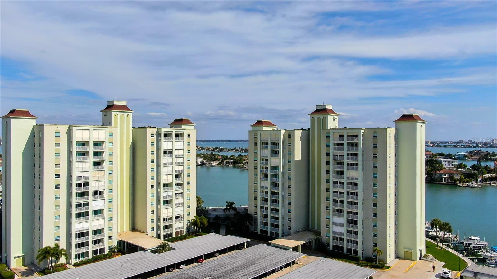 Property Photo: 420 64th Avenue 1206E FL 33706