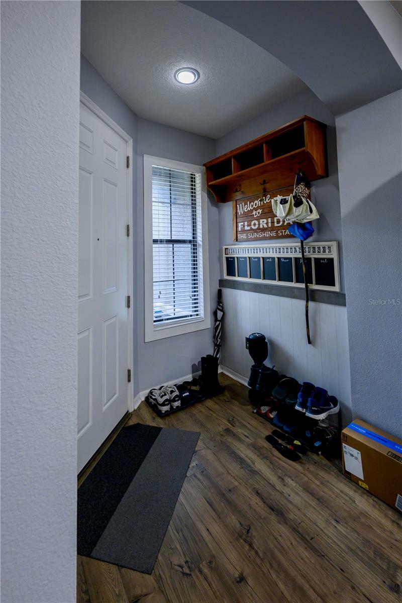 Property Photo: 9208 Chandler Drive FL 34736