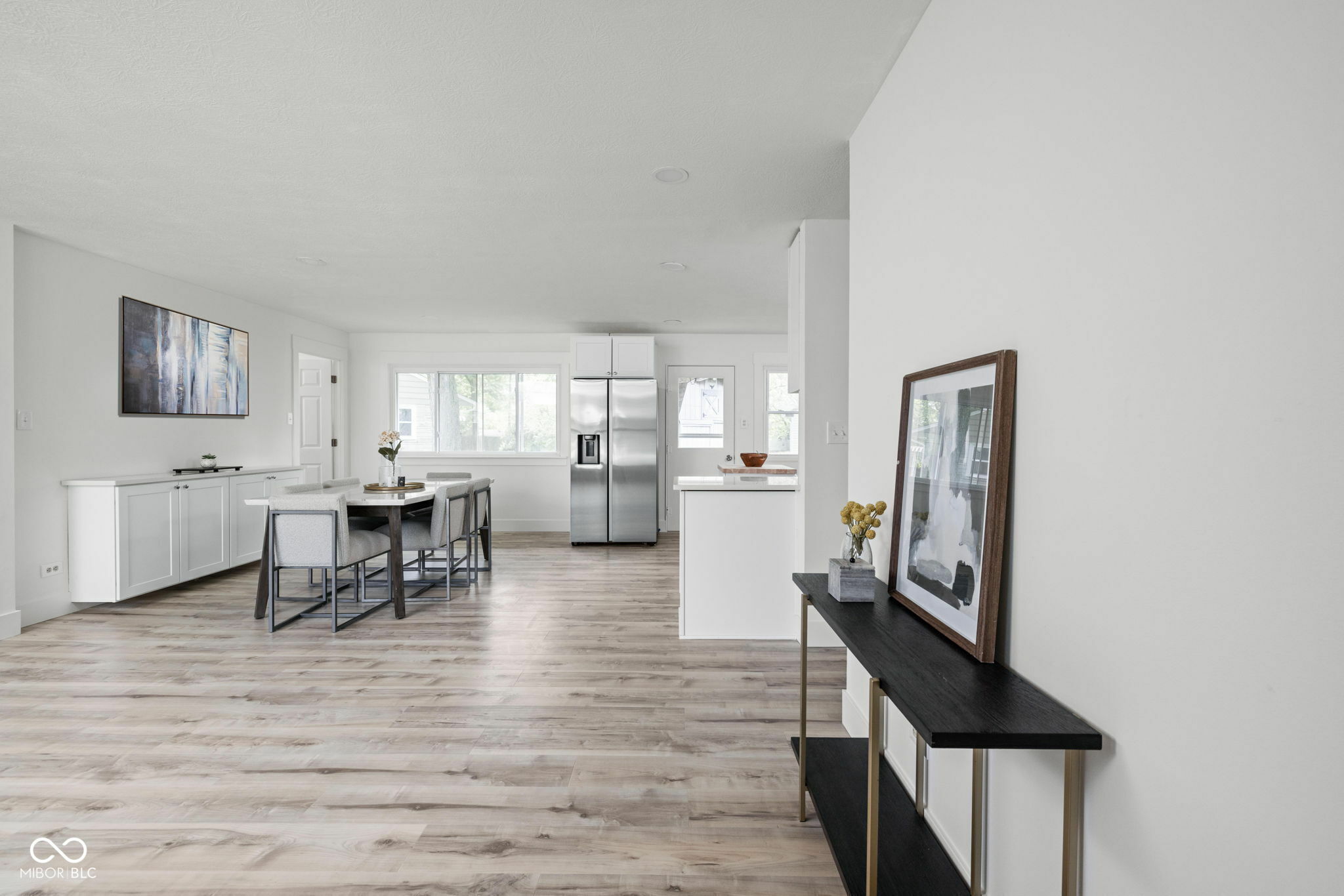 Property Photo: 207 Stephen Court IN 46280