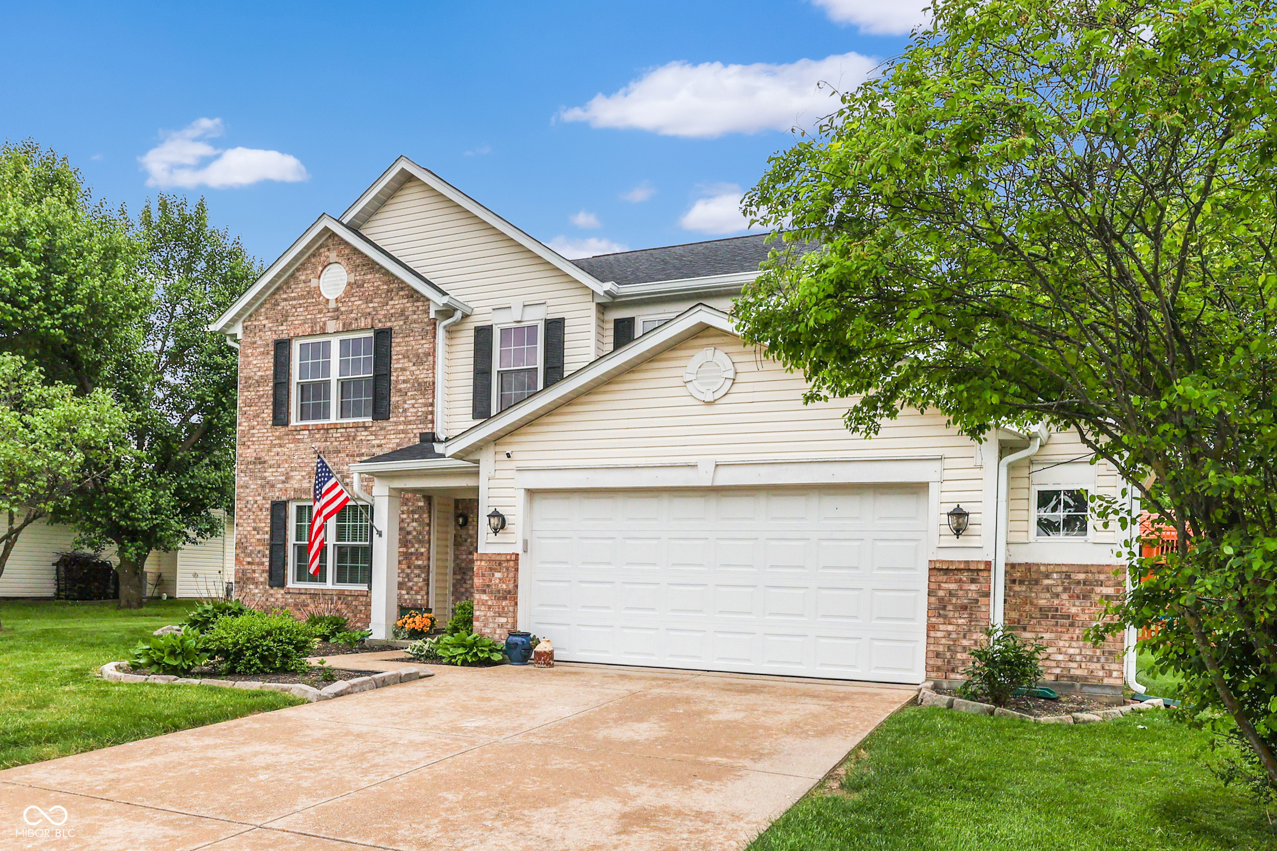 Property Photo: 5617 Gainesway Drive IN 46142