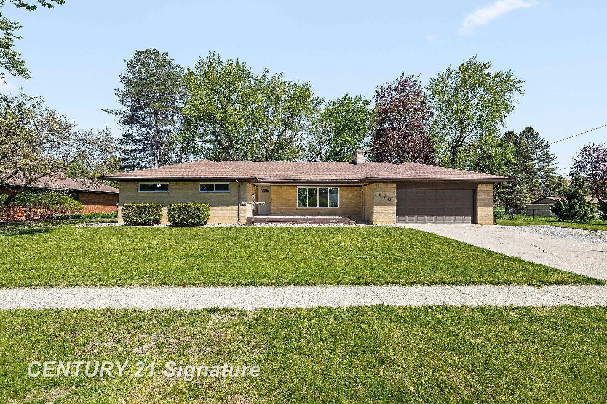 Property Photo: 476 Wilson Street MI 48626