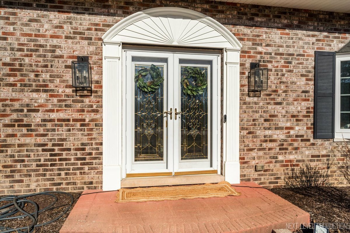 Property Photo: 10S191 Alan Road IL 60564